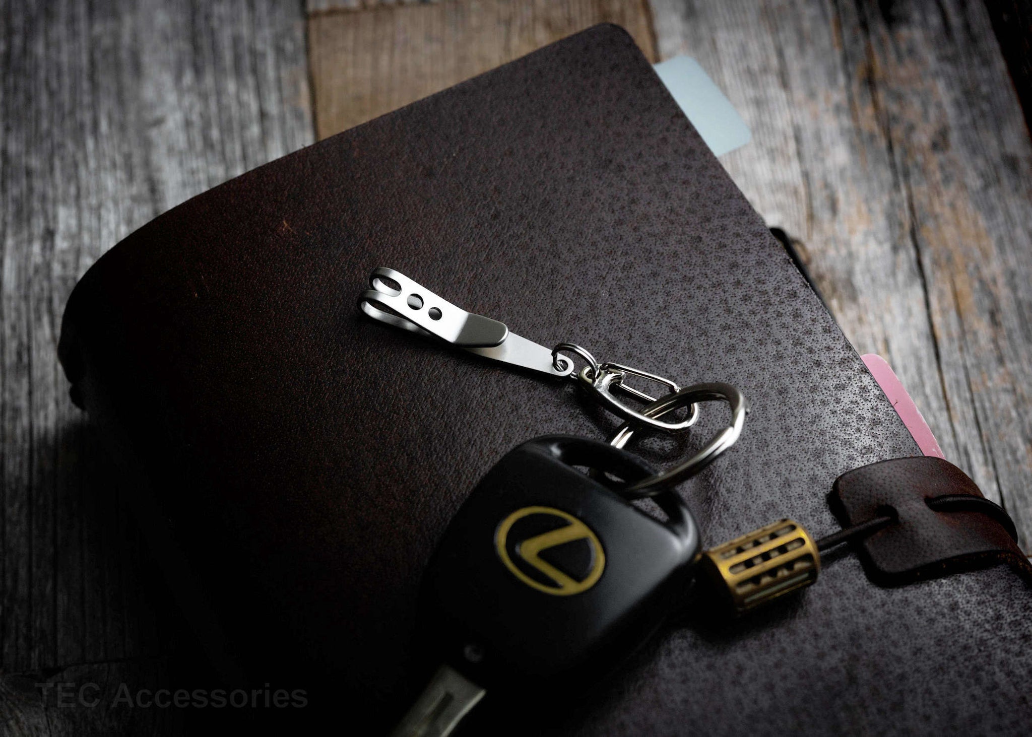 Premium Keychain Organizer Gift Set